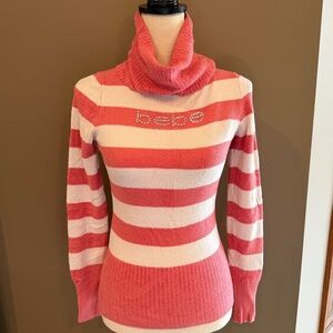 bebe 90s pinky peach and white turtleneck striped soft cozy sweater, Size Large